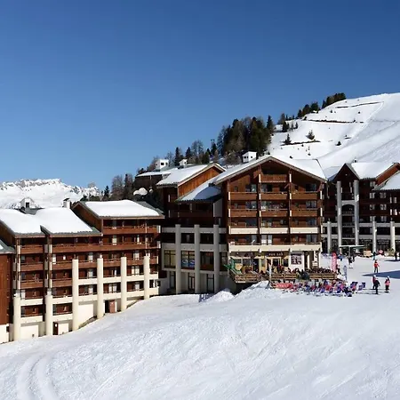Plagne Soleil S4 Le Cervin Station touristique *